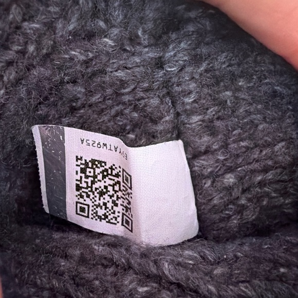 Ugg Lattice Cardy Sweater Boots Size
8 Grey 3066 Button Detail Fold Down - Picture 6 of 9